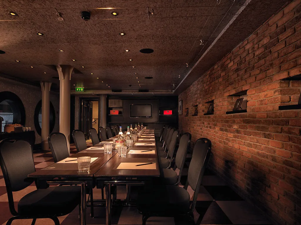 **** Otel Malmaison Belfast Birleşik Krallık